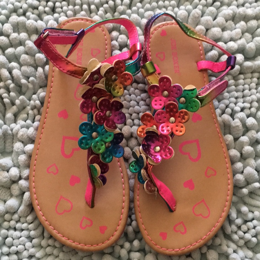 Multi color metallic flowers Sandals